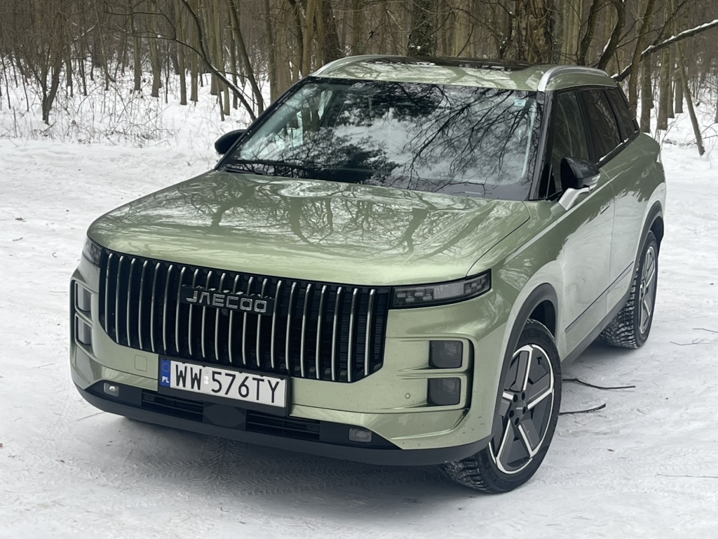 Jaceoo 7 AWD od przodu
