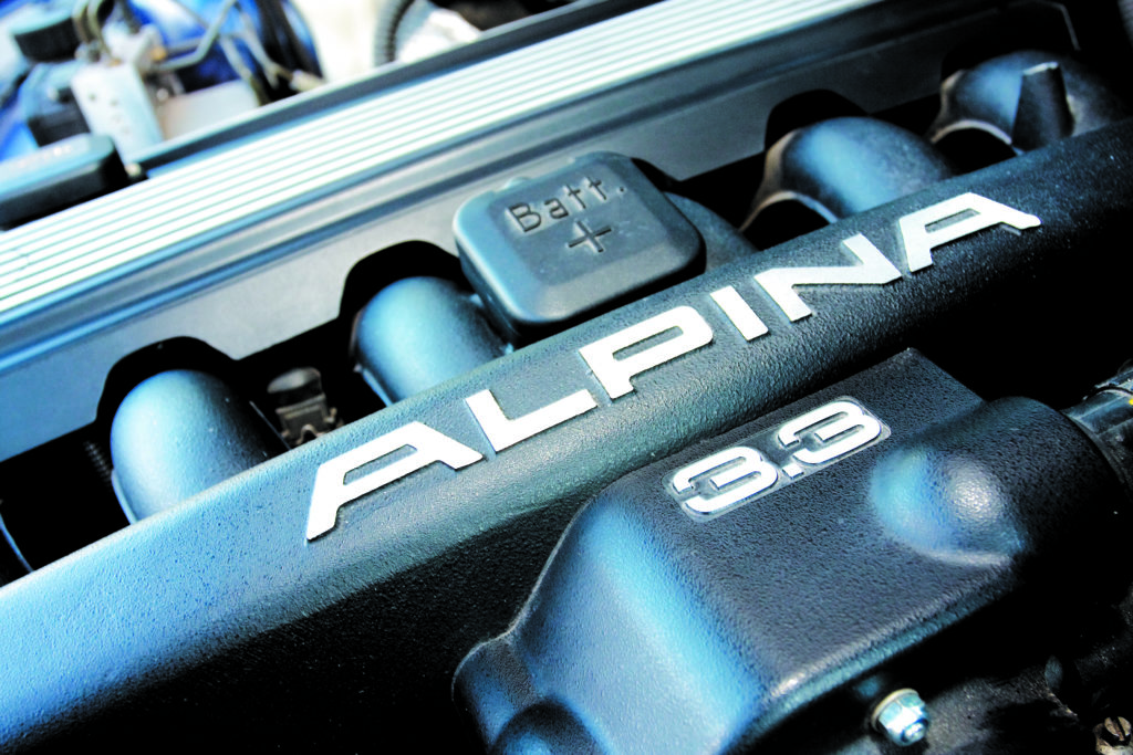 BMW-Alpina-B10-3.3-zdjęcie silnika-3.3