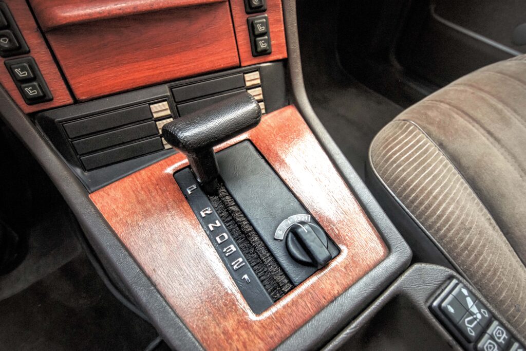 BMW E23 735i dzwignia zmiany biegów