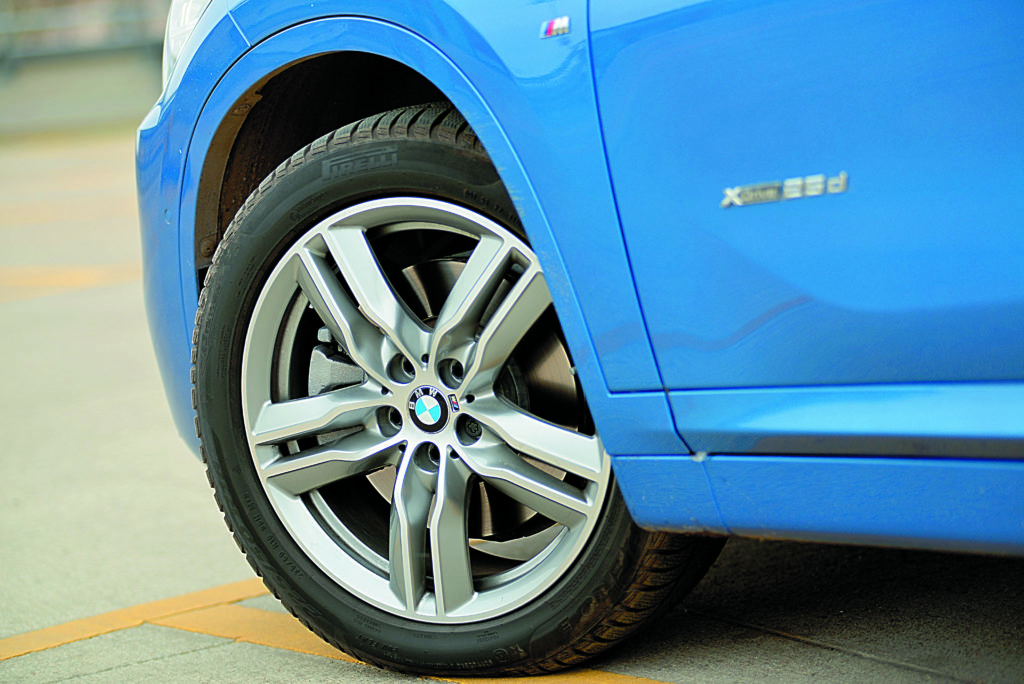 BMW-X1-xDrive-25d-koło