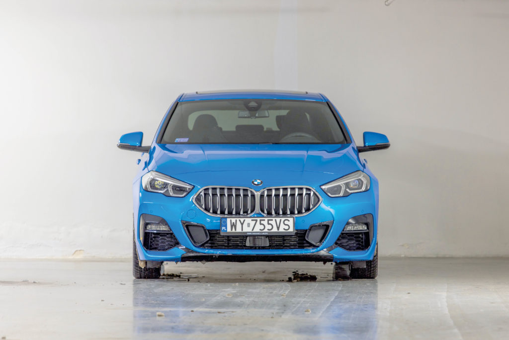 BMW-seria-2-Gran-Coupe-220d-xDrive-front auta