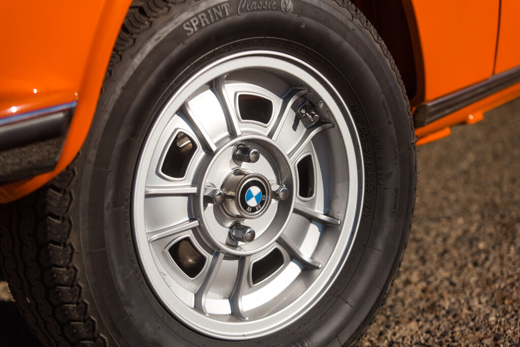 BMW_2002 _inka_orange koło