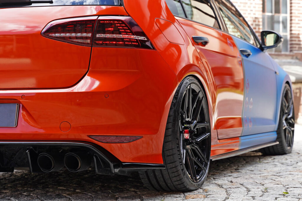 Barracuda_Dragoon_Golf_R_tył auta