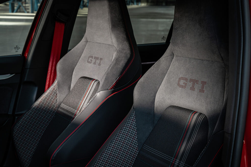Fotele Golf GTI Edition 50