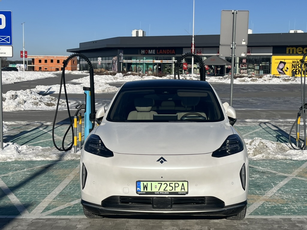 GAC Hyptec HT ładowanie