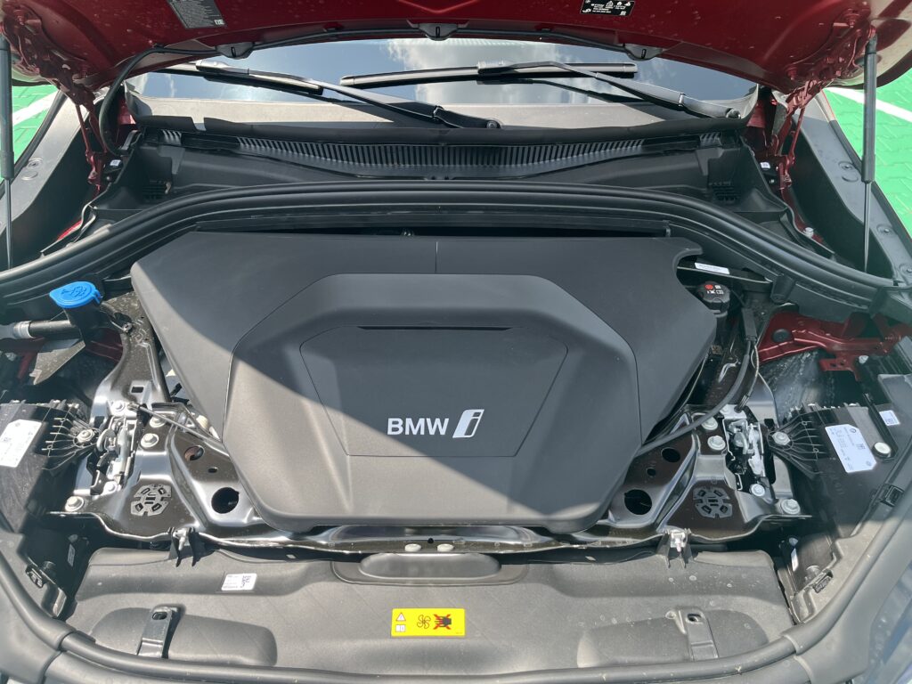 BMW iX2 Drive 30 silnik