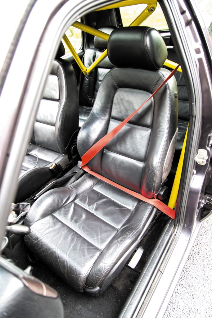 Tuning VW Golf 3 R32 fotel kierowcy