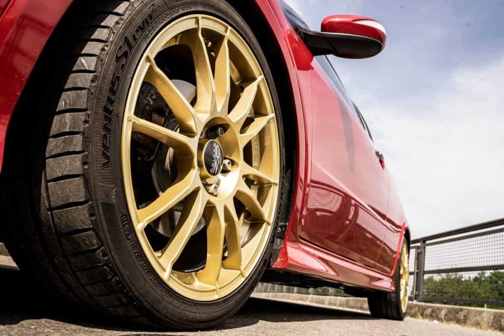 Tuning Hondy Civic_TypeR tylne koło