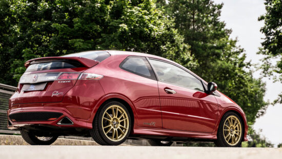Tuning Hondy Civic_TypeR auto od tyłu