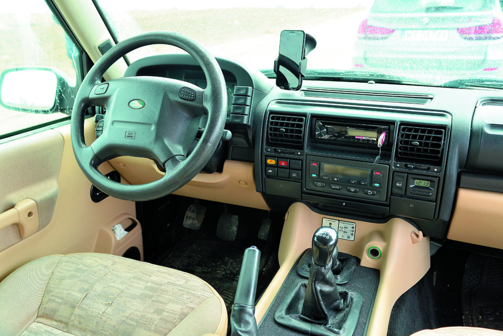 LAnd Rover Discovery 2- kokpit