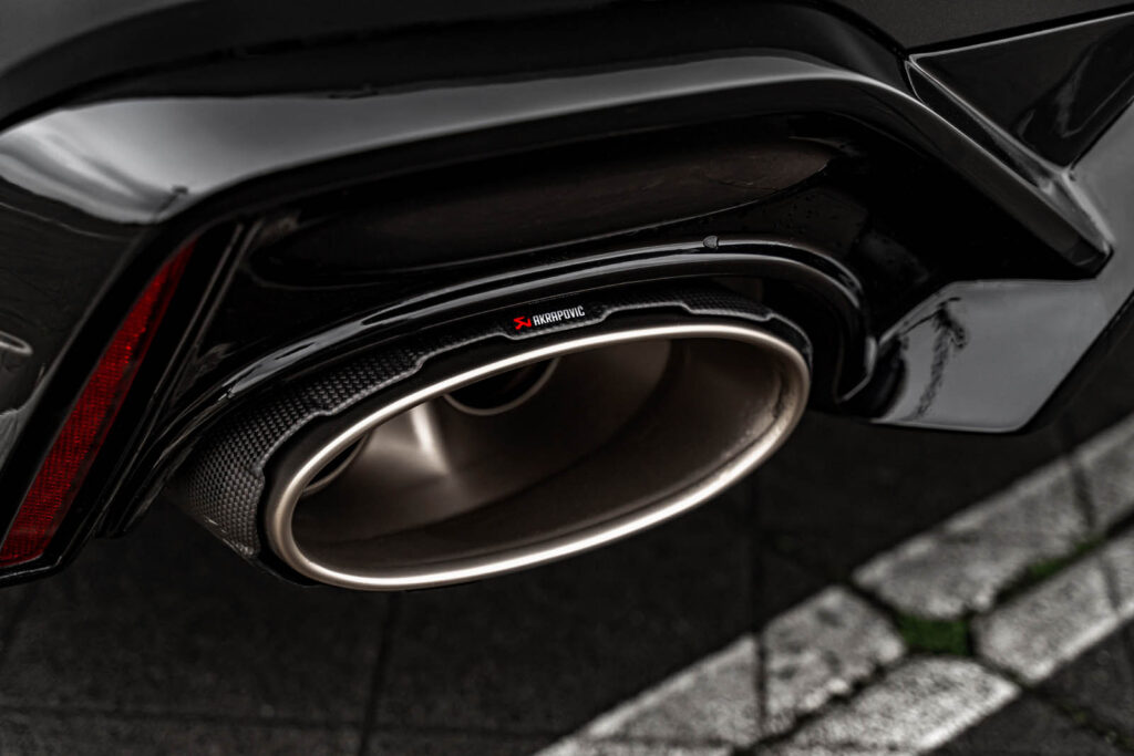 Tuning Audi RS6 Avant końcówka wydechu