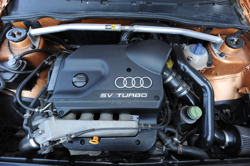 Tuning-VW-Caddy-2-silnik Audi 5V Turbo