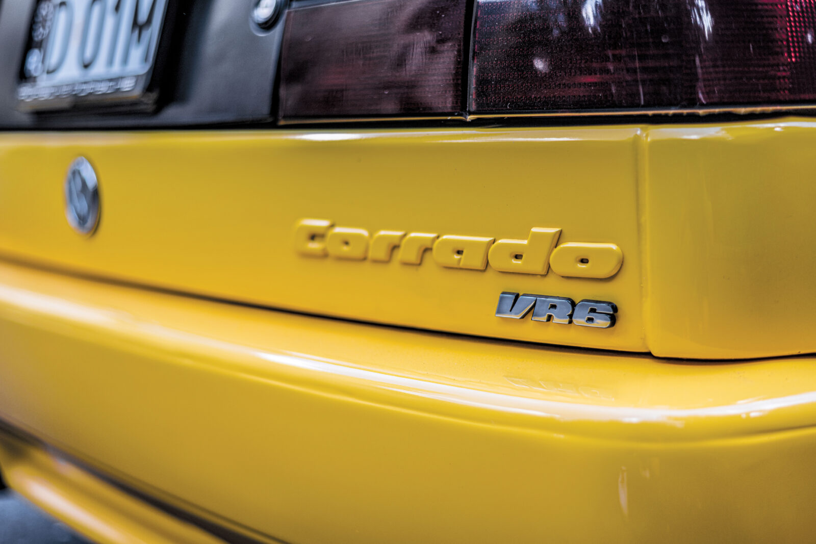 Tuning VW Corrado VR6 napis Corrado VR6