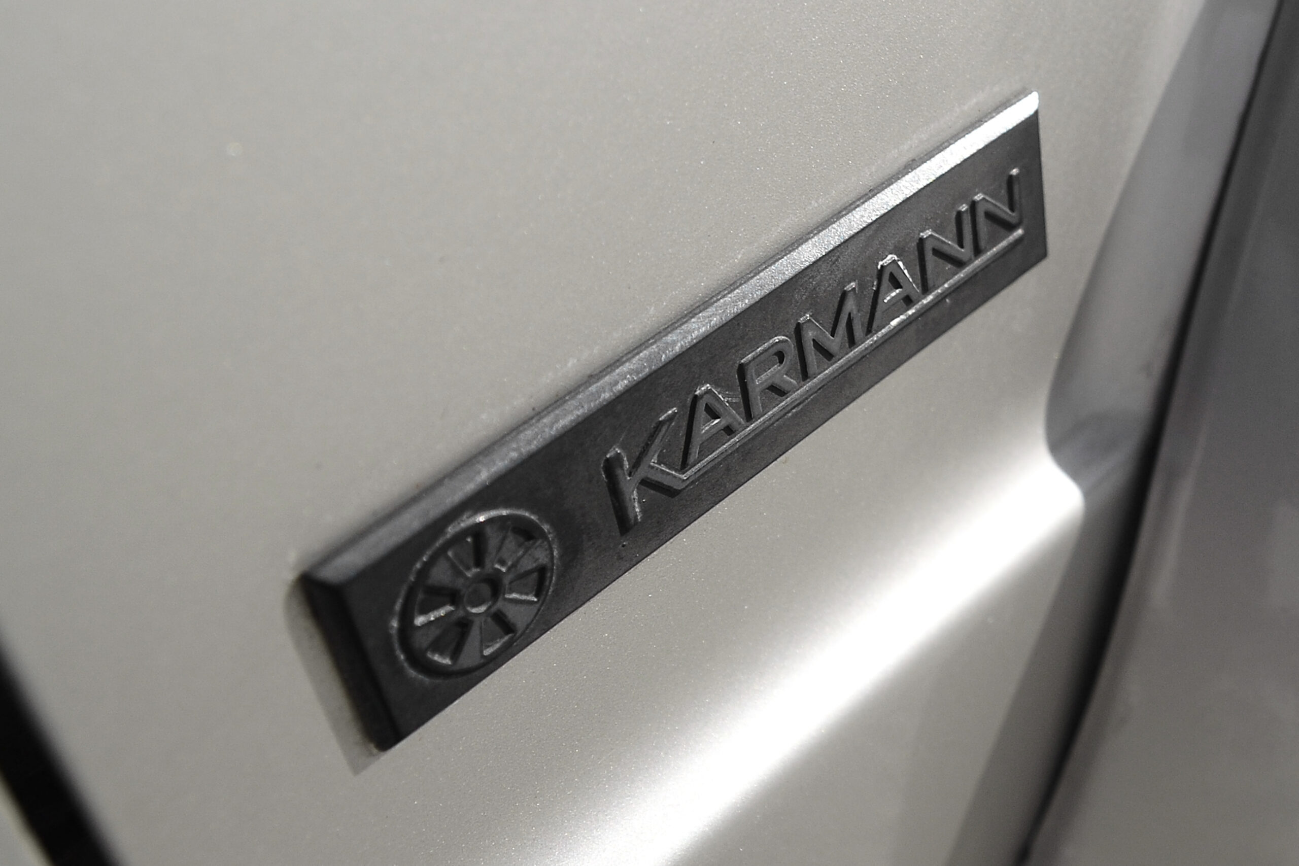 Tuning VW Golf Mk 1 Cabrio logo Karmann
