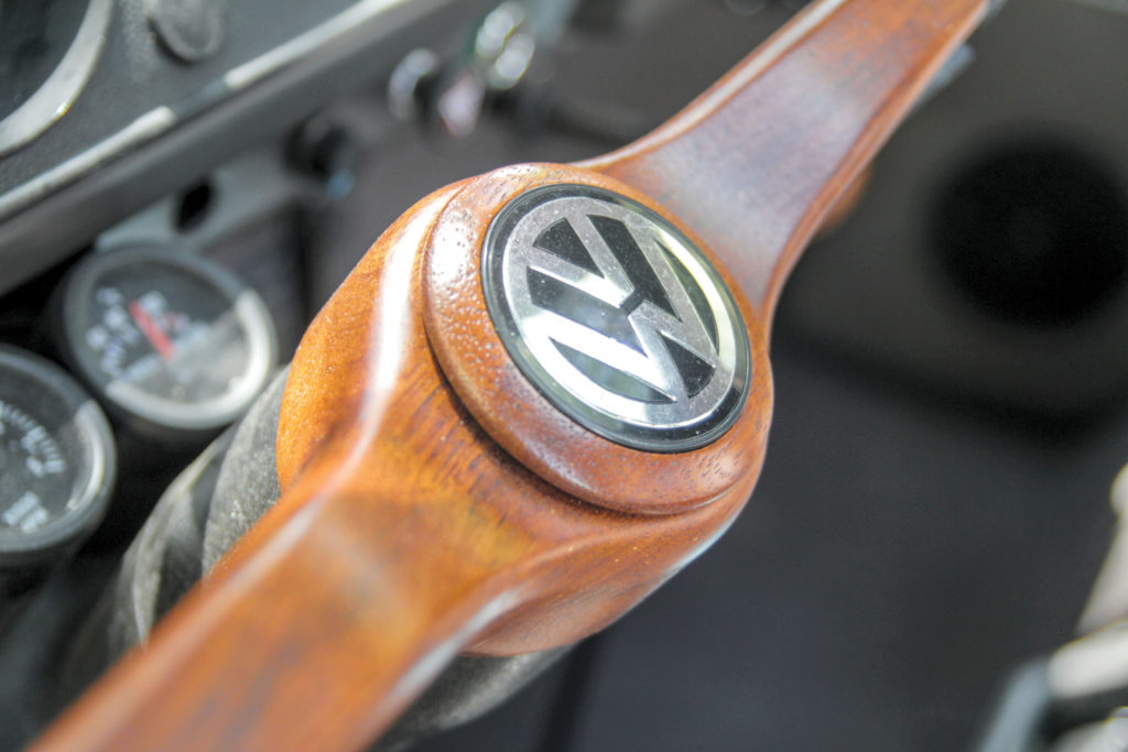 Tuning VW T2 Doka drewniana kierownica