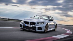 BMW M2 CS na torze