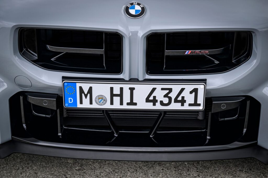 BMW M2 CS grill