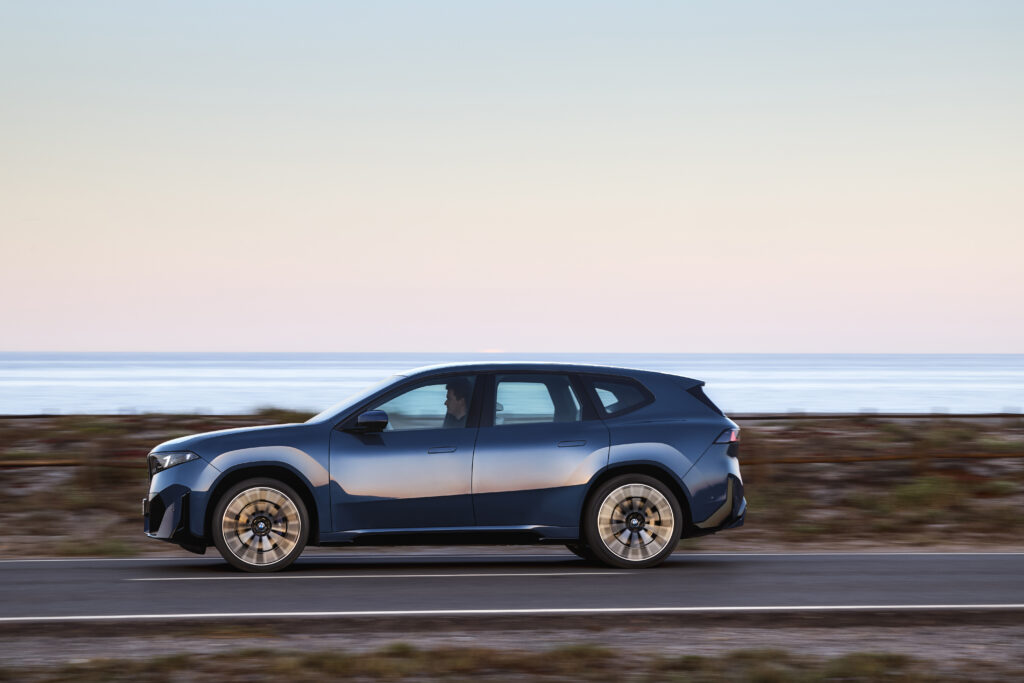 BMW Neue Klasse 2025 widok z boku