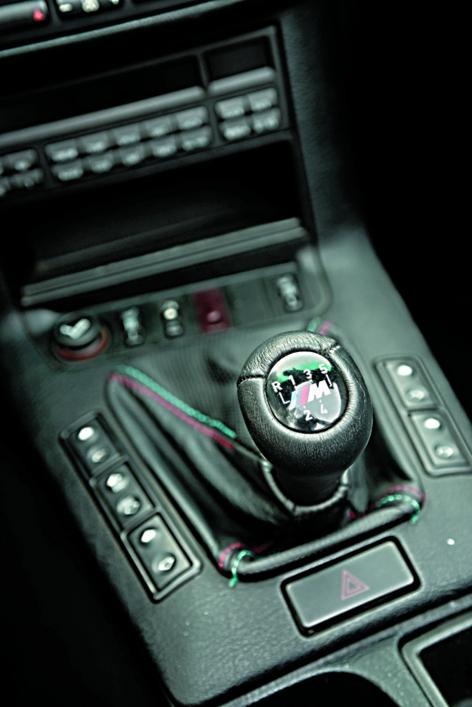 Tuning-BMW-E36-Cabrio-dzwignia zmiany biegów