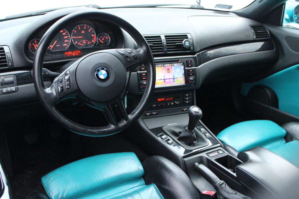 Tuning-BMW-E46-coupe-wnetrze