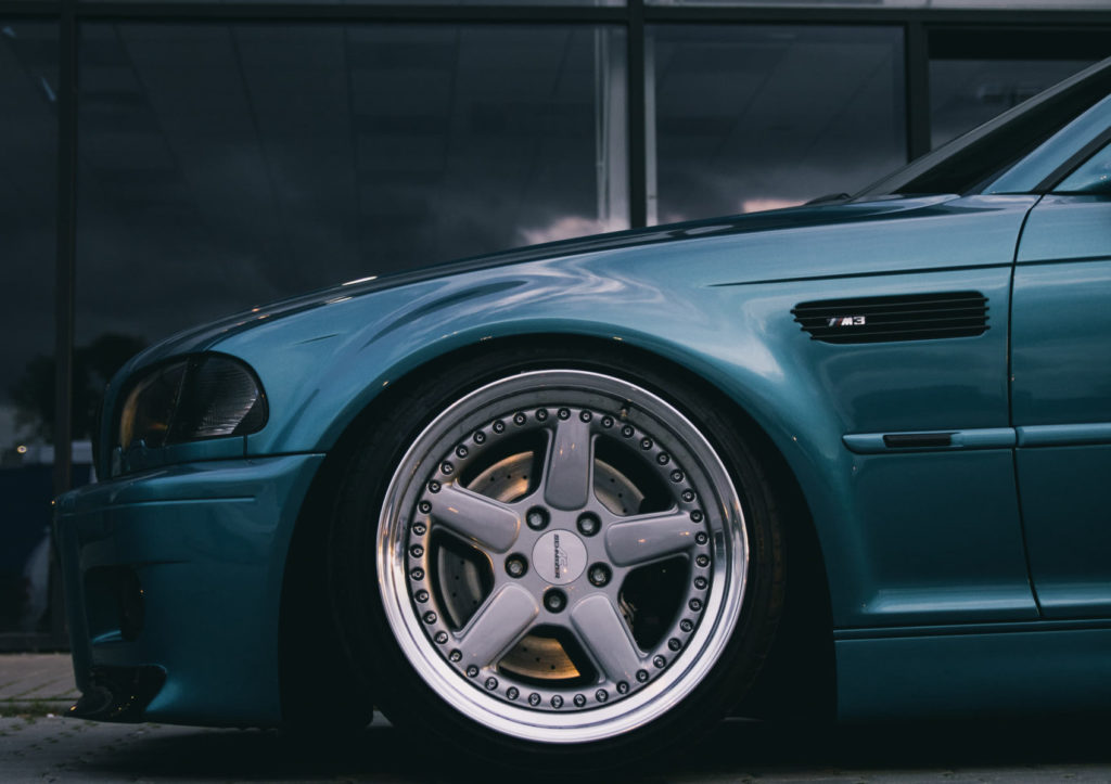 Tuning-BMW-E46-coupe-przednie koło