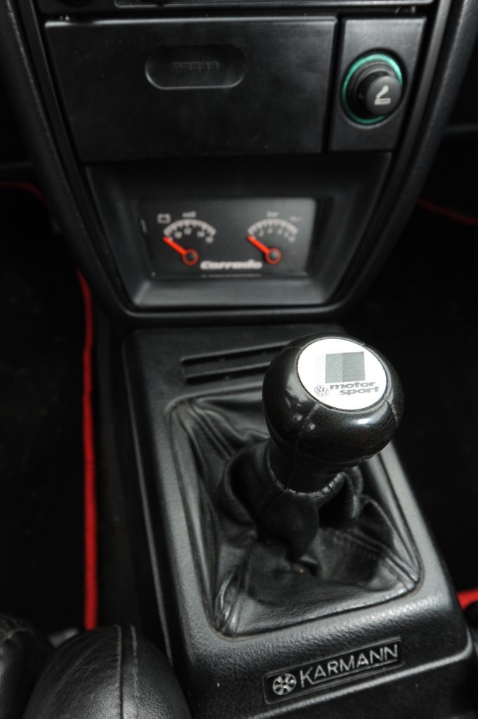 Tuning-Corrado-G60-dzwignia zmiany biegow