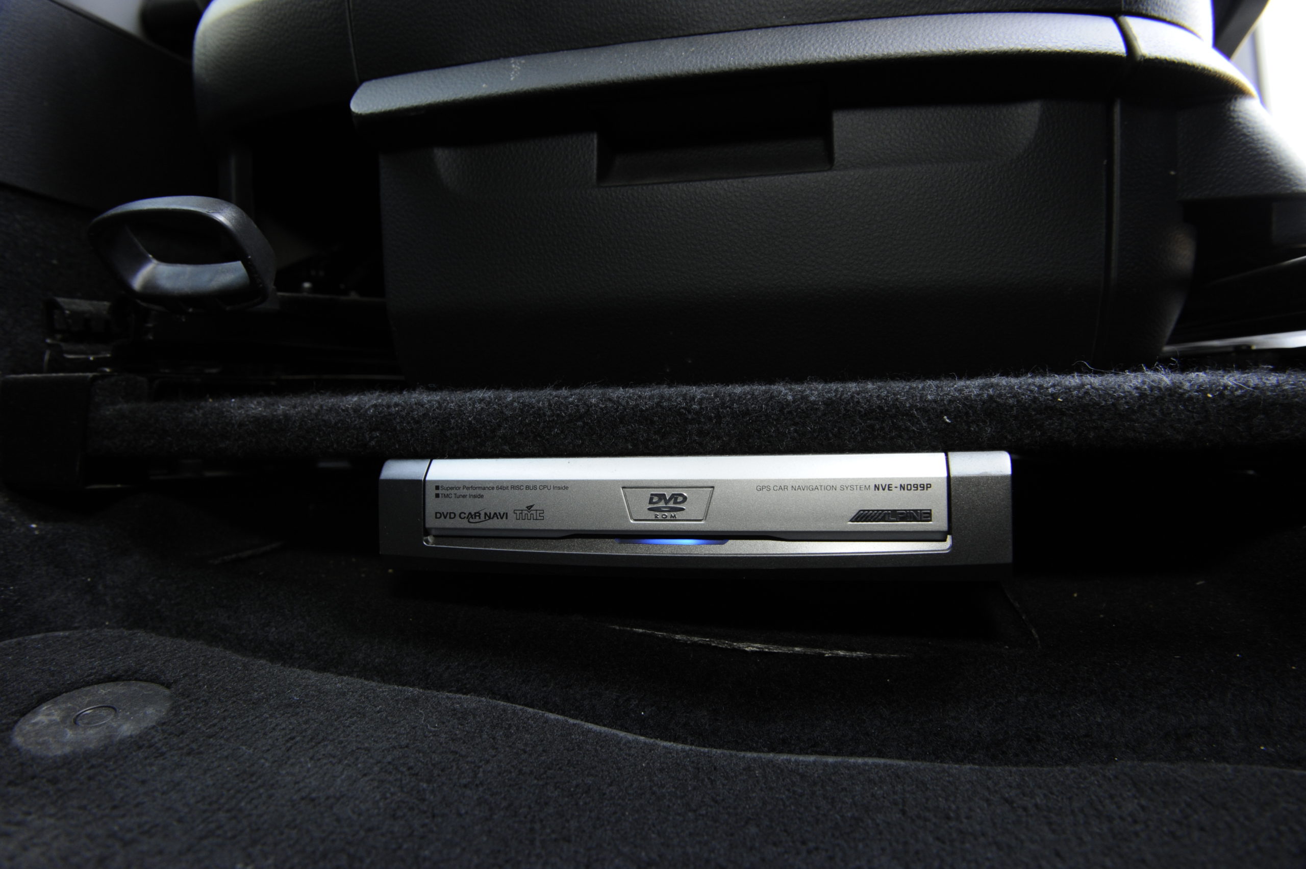 Tuning-VW-Caddy-2.0-TDI-nawigacja DVD