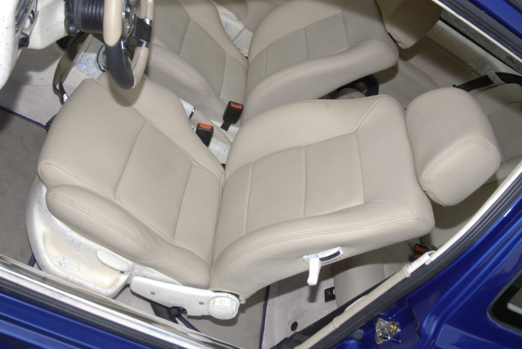 Tuning-VW-Golf-3-VR6-przednie fotele