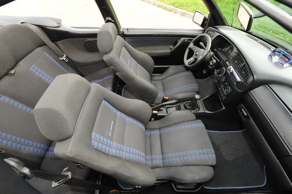 Tuning-VW-Golf-3-cabrio-wnętrze