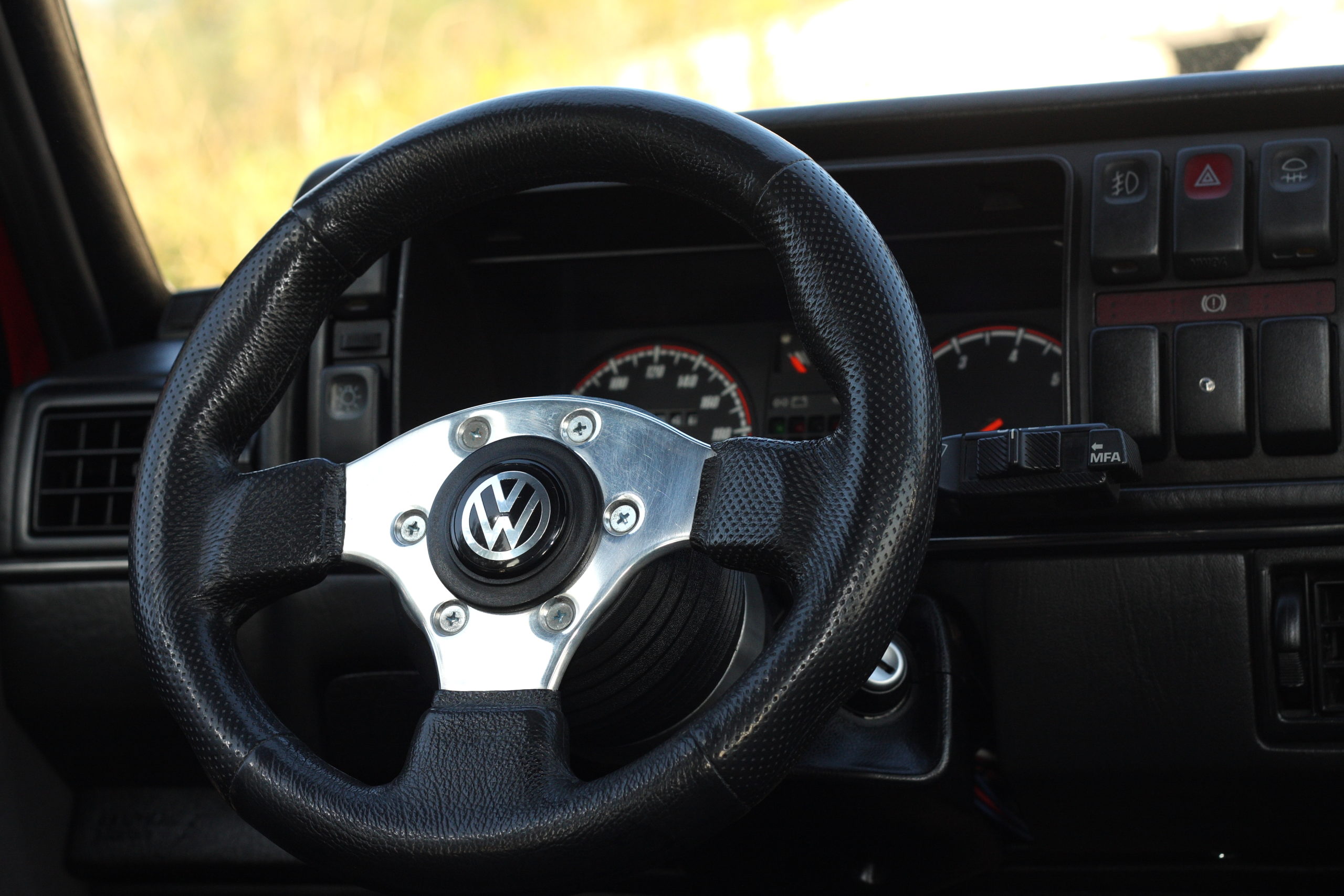 Tuning-VW-Golfa-Mk2-kierownica