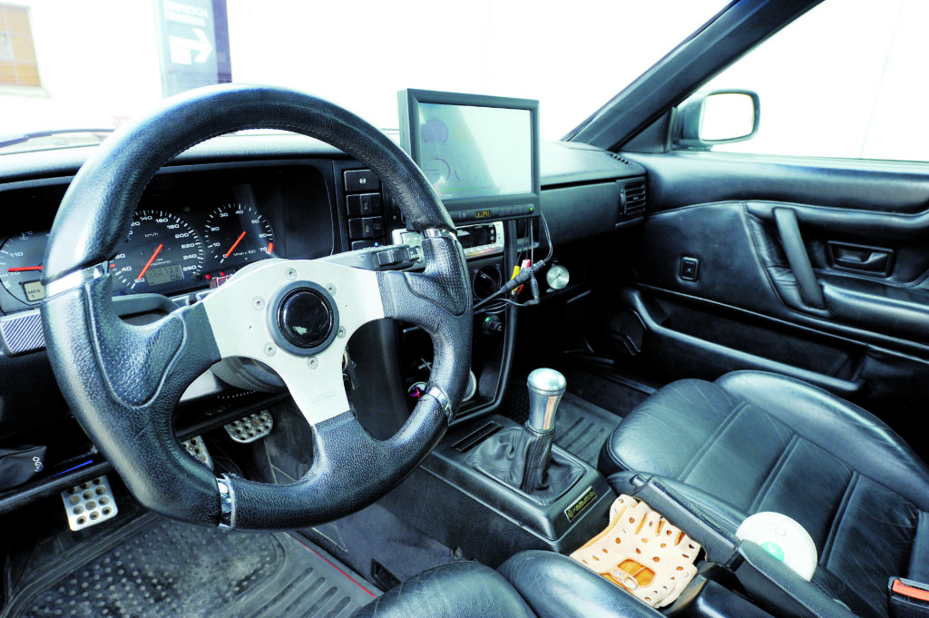 VW Corrado VR6 kokpit