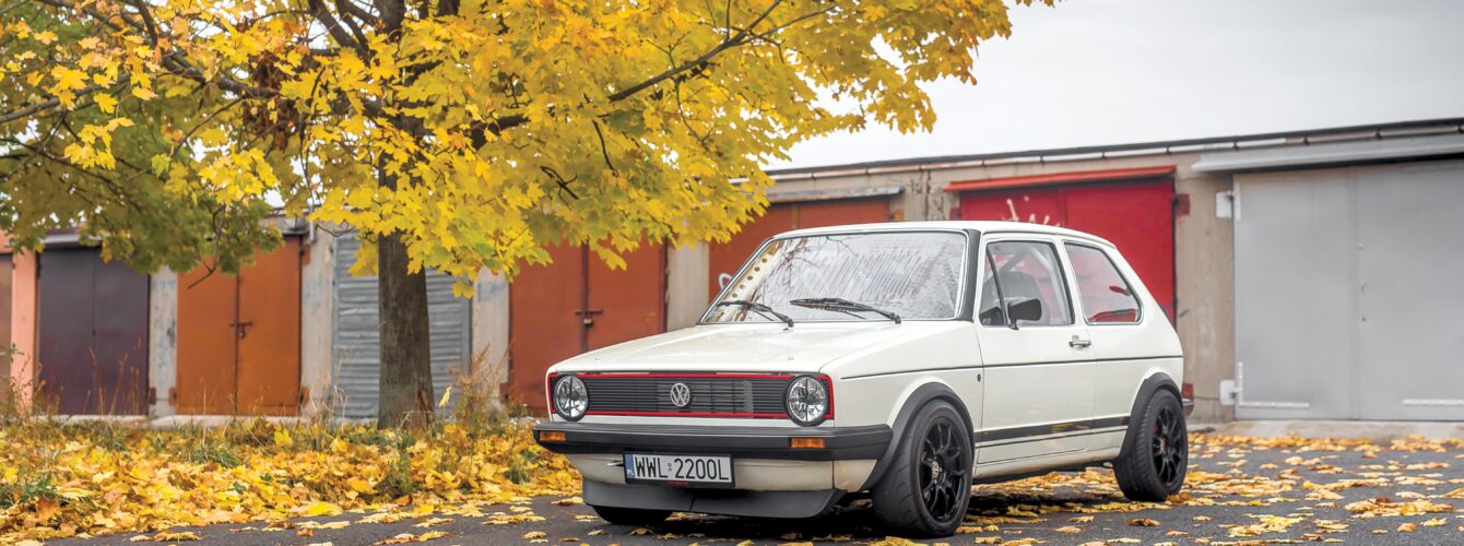 Tuning VW Golfa MK1 auto od frontu