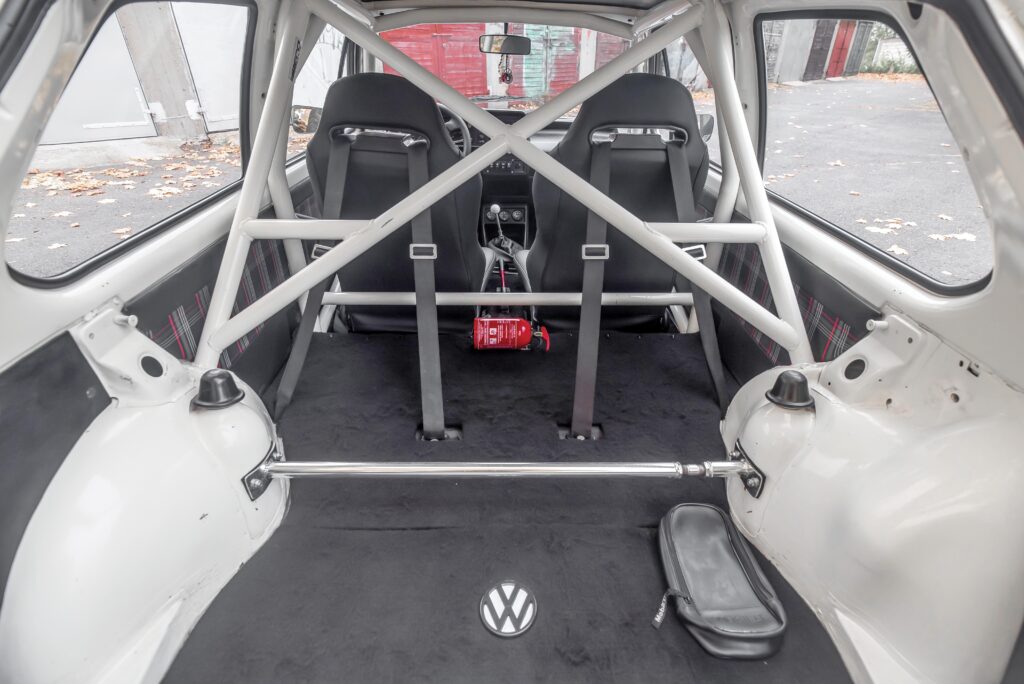 Tuning VW Golfa MK1 klatka bezpieczeństwa