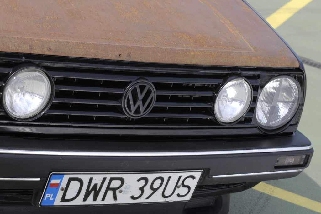 VW Golf 2 w stylu Rat front auta