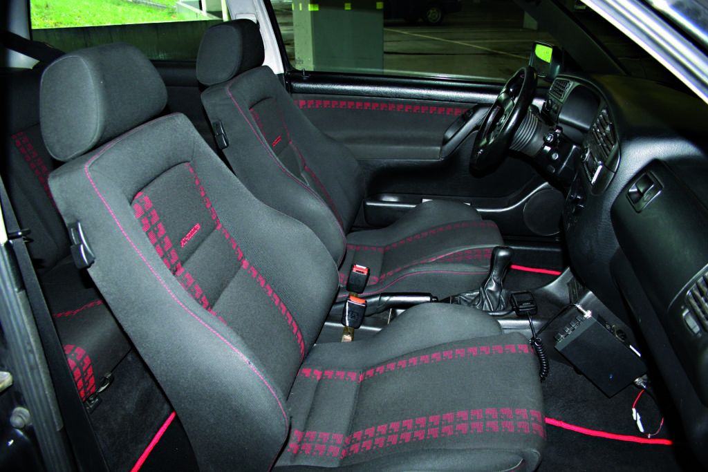 VW Golf 3 GT Special wnętrze auta