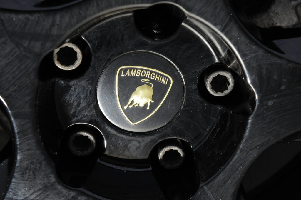 VW Passat B5 LF logo Lamborghini