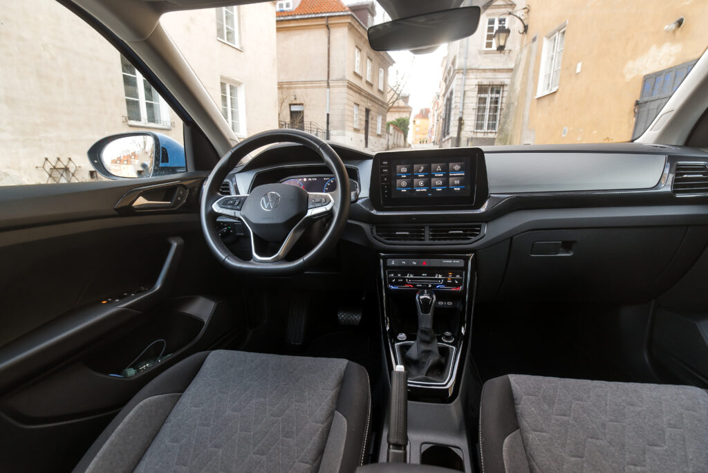 VW T-Cross FL kokpit