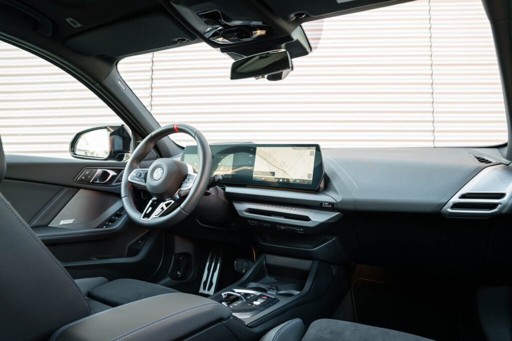 Tuning_dAHLer_M135_F70_kokpit