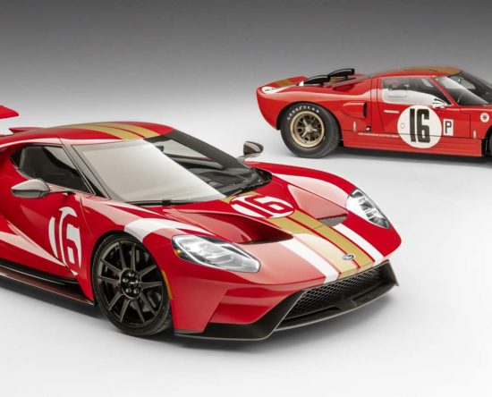 2022 Ford GT Alan Mann Heritage Edition z 1966 Ford “AM GT-1”