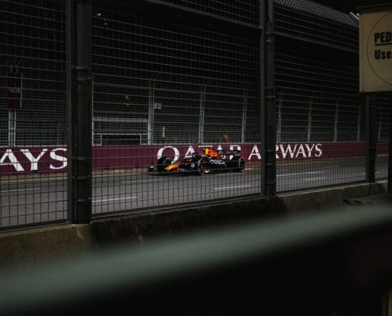 Bolid F1 podczas GP Singapuru